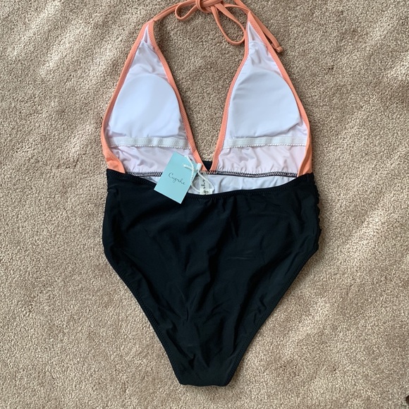NWT Cupshe One-piece Pink & Black Halter Swimsuit ☀️ - Picture 6 of 10